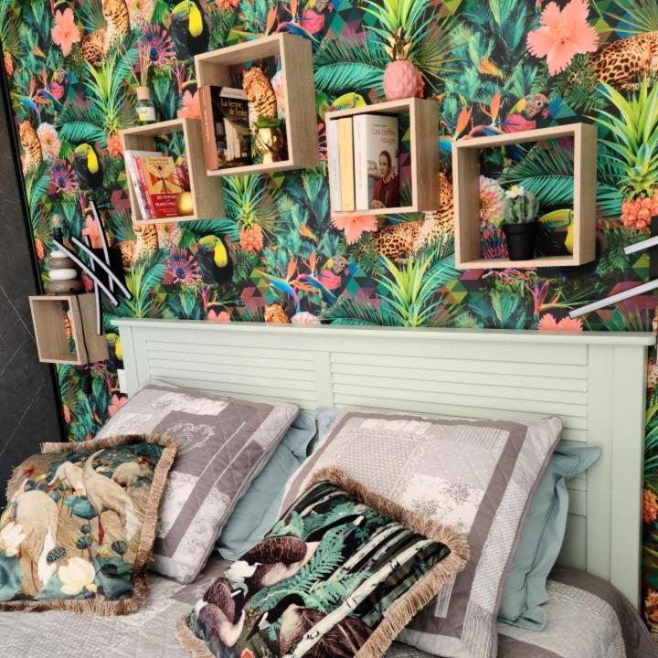 Les Papillons D'Uzes Bed & Breakfast Saint-Laurent-la-Vernede ภายนอก รูปภาพ