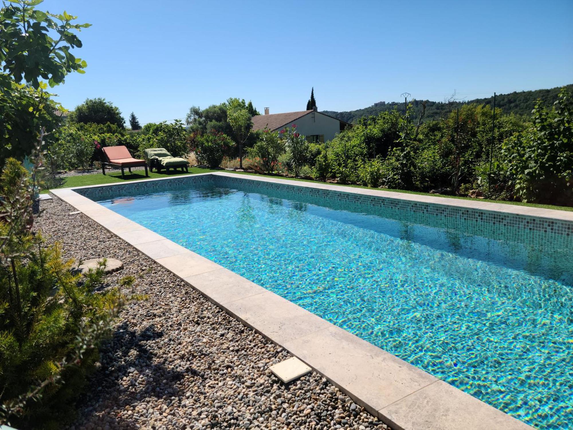 Les Papillons D'Uzes Bed & Breakfast Saint-Laurent-la-Vernede ภายนอก รูปภาพ